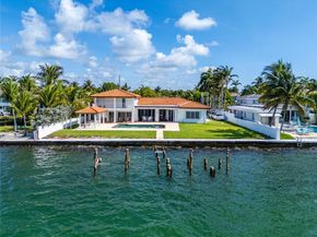 1730 Bay Dr, Miami Beach FL 33141