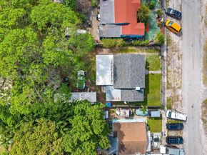 6223 NW Miami Pl, Miami FL 33150