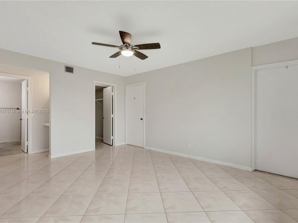 8592 W Sunrise Blvd 317, Plantation FL 33322