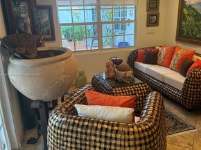 401 Warren Ln, Key Biscayne FL 33149