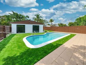 2447 Fletcher St, Hollywood FL 33020