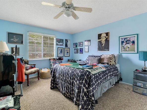7336 NW 61st Ter, Parkland FL 33067