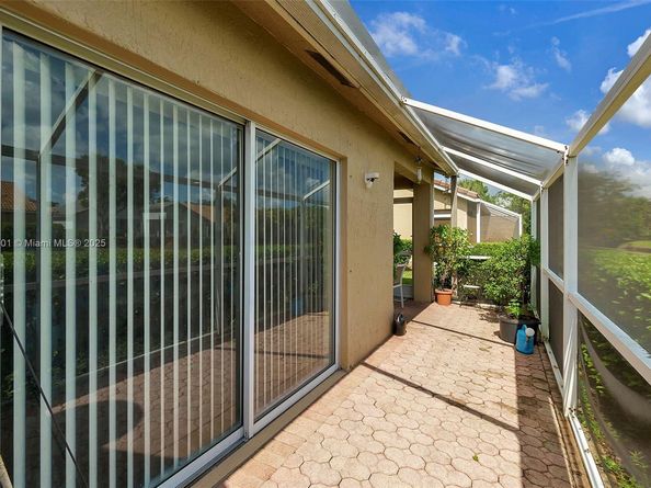 7336 NW 61st Ter, Parkland FL 33067