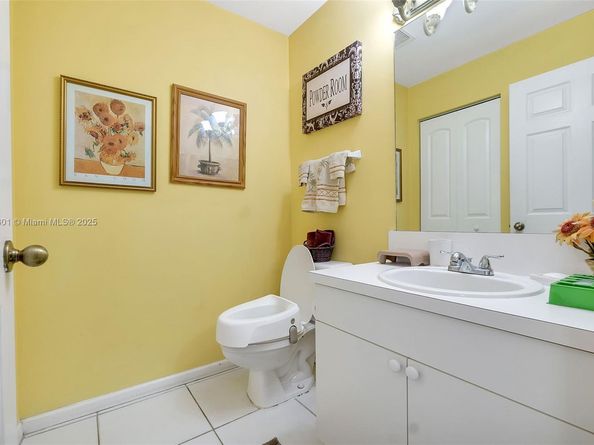 7336 NW 61st Ter, Parkland FL 33067