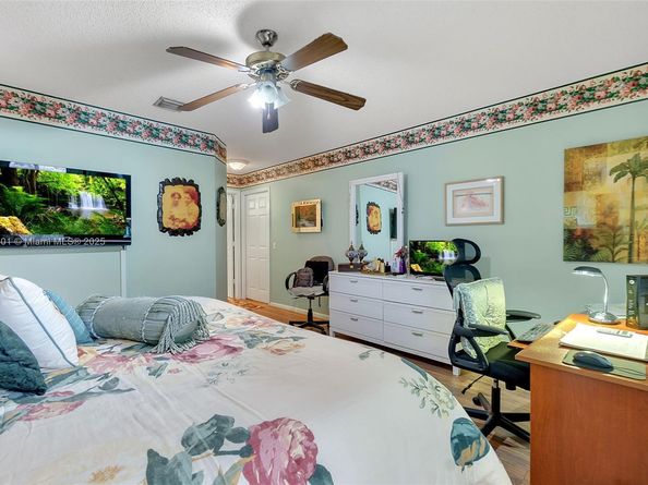 7336 NW 61st Ter, Parkland FL 33067