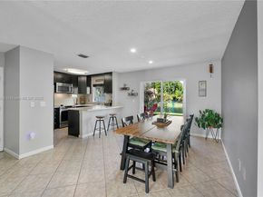 236 NW 118th Dr, Coral Springs FL 33071