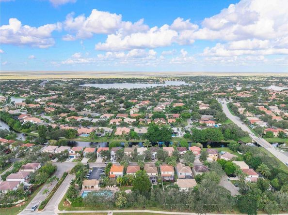 236 NW 118th Dr, Coral Springs FL 33071
