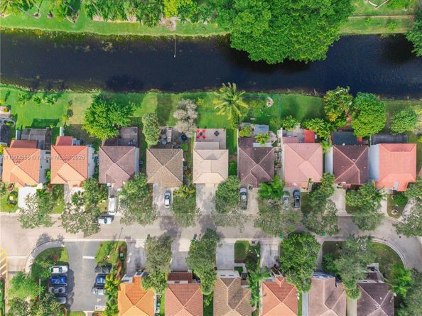 236 NW 118th Dr, Coral Springs FL 33071