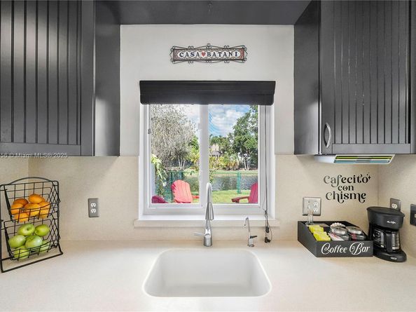 236 NW 118th Dr, Coral Springs FL 33071