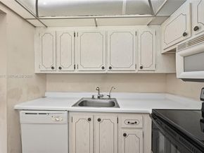 86 Fanshaw C 86, Boca Raton FL 33434