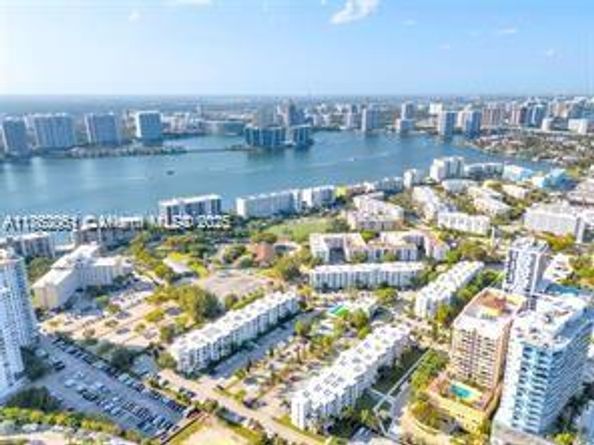 200 177th Dr 419, Sunny Isles Beach FL 33160