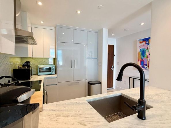 225 Collins Ave 6J, Miami Beach FL 33139