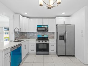 7505 NW 58th St, Tamarac FL 33321