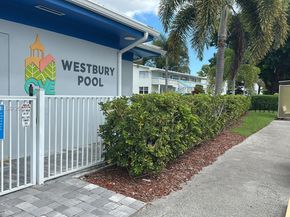 162 Westbury J 162, Deerfield Beach FL 33442