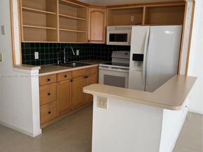 162 Westbury J 162, Deerfield Beach FL 33442