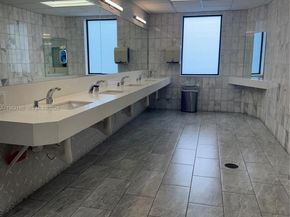 162 Westbury J 162, Deerfield Beach FL 33442