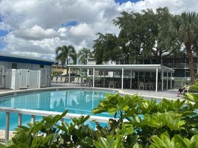 162 Westbury J 162, Deerfield Beach FL 33442