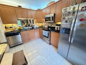 351 Club Cir 102, Boca Raton FL 33487