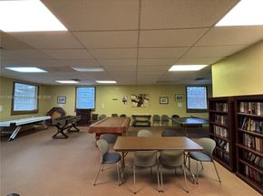 3660 NE 166th St 415, North Miami Beach FL 33160