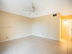 260 NW 76th Ave 404, Margate FL 33063