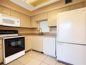 260 NW 76th Ave 404, Margate FL 33063