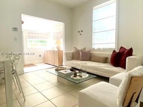 2952 Virginia St, Miami FL 33133