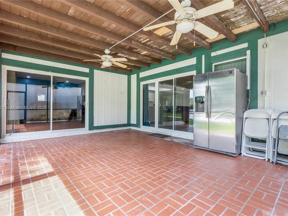 1467 Martin Ct, Homestead FL 33035