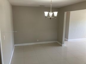 3271 Auburn Blvd, Fort Lauderdale FL 33312