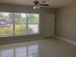 3271 Auburn Blvd, Fort Lauderdale FL 33312