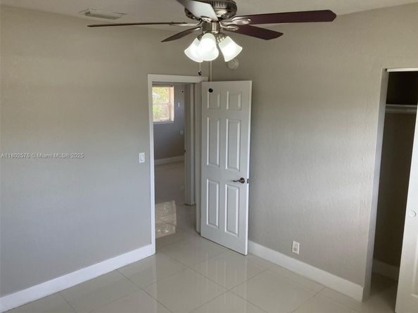 3271 Auburn Blvd, Fort Lauderdale FL 33312