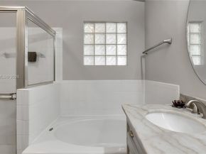 17080 NW 10th St, Pembroke Pines FL 33028