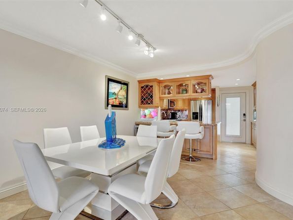 2731 NE 14th St Cswy 115, Pompano Beach FL 33062