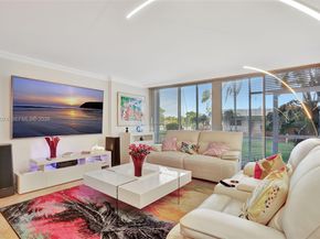 2731 NE 14th St Cswy 115, Pompano Beach FL 33062