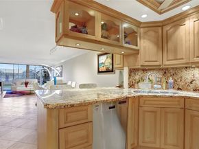 2731 NE 14th St Cswy 115, Pompano Beach FL 33062