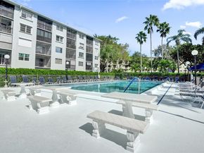 2220 N Cypress Bend Dr 310, Pompano Beach FL 33069