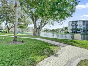 2220 N Cypress Bend Dr 310, Pompano Beach FL 33069