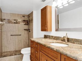 2220 N Cypress Bend Dr 310, Pompano Beach FL 33069