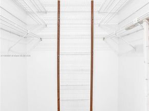 2220 N Cypress Bend Dr 310, Pompano Beach FL 33069