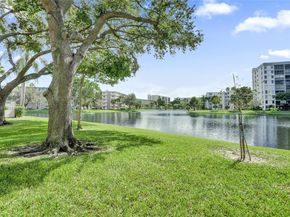 2220 N Cypress Bend Dr 310, Pompano Beach FL 33069