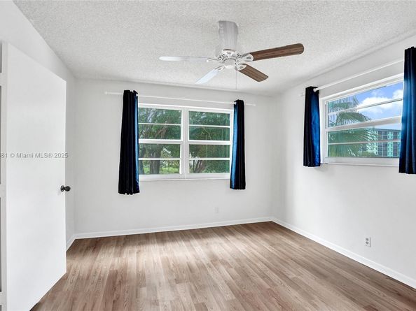 2220 N Cypress Bend Dr 310, Pompano Beach FL 33069