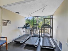 2220 N Cypress Bend Dr 310, Pompano Beach FL 33069