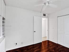 2220 N Cypress Bend Dr 310, Pompano Beach FL 33069