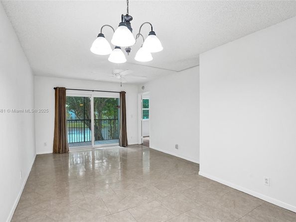 2220 N Cypress Bend Dr 310, Pompano Beach FL 33069