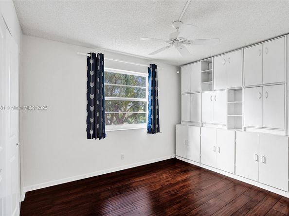 2220 N Cypress Bend Dr 310, Pompano Beach FL 33069