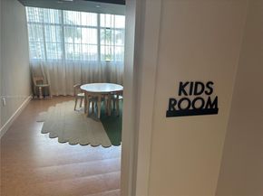 159 NE 6th St PH5013, Miami FL 33132