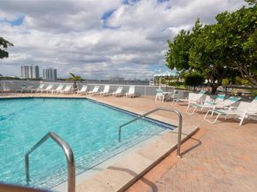 2841 NE 163rd St 706, North Miami Beach FL 33160