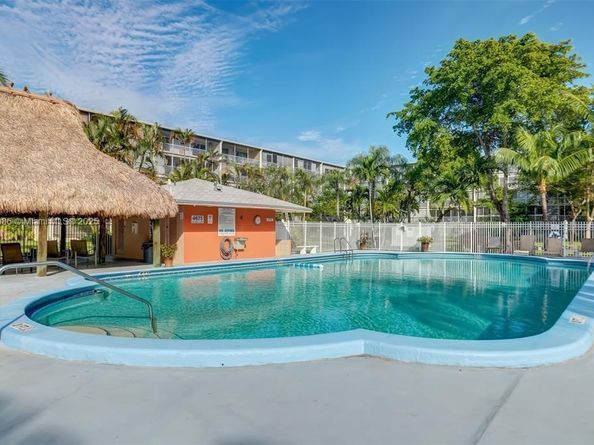 4800 Hillcrest Ln 511, Hollywood FL 33021