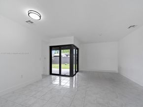 21003 SW 124th Ave Rd, Miami FL 33177