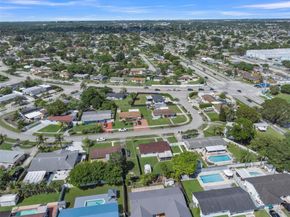 15265 SW 100th Ct, Miami FL 33157