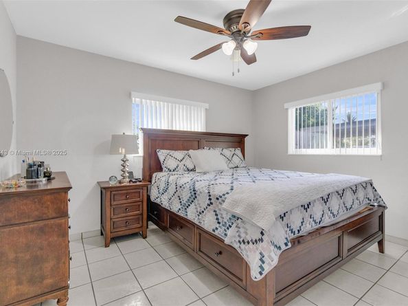 15265 SW 100th Ct, Miami FL 33157